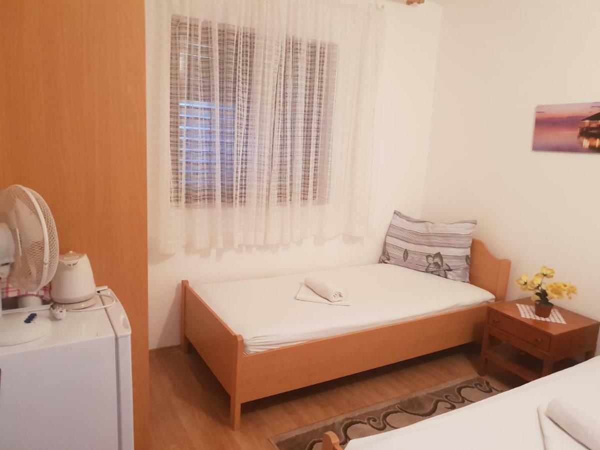 Guest House Alisa Hvar Town Kültér fotó