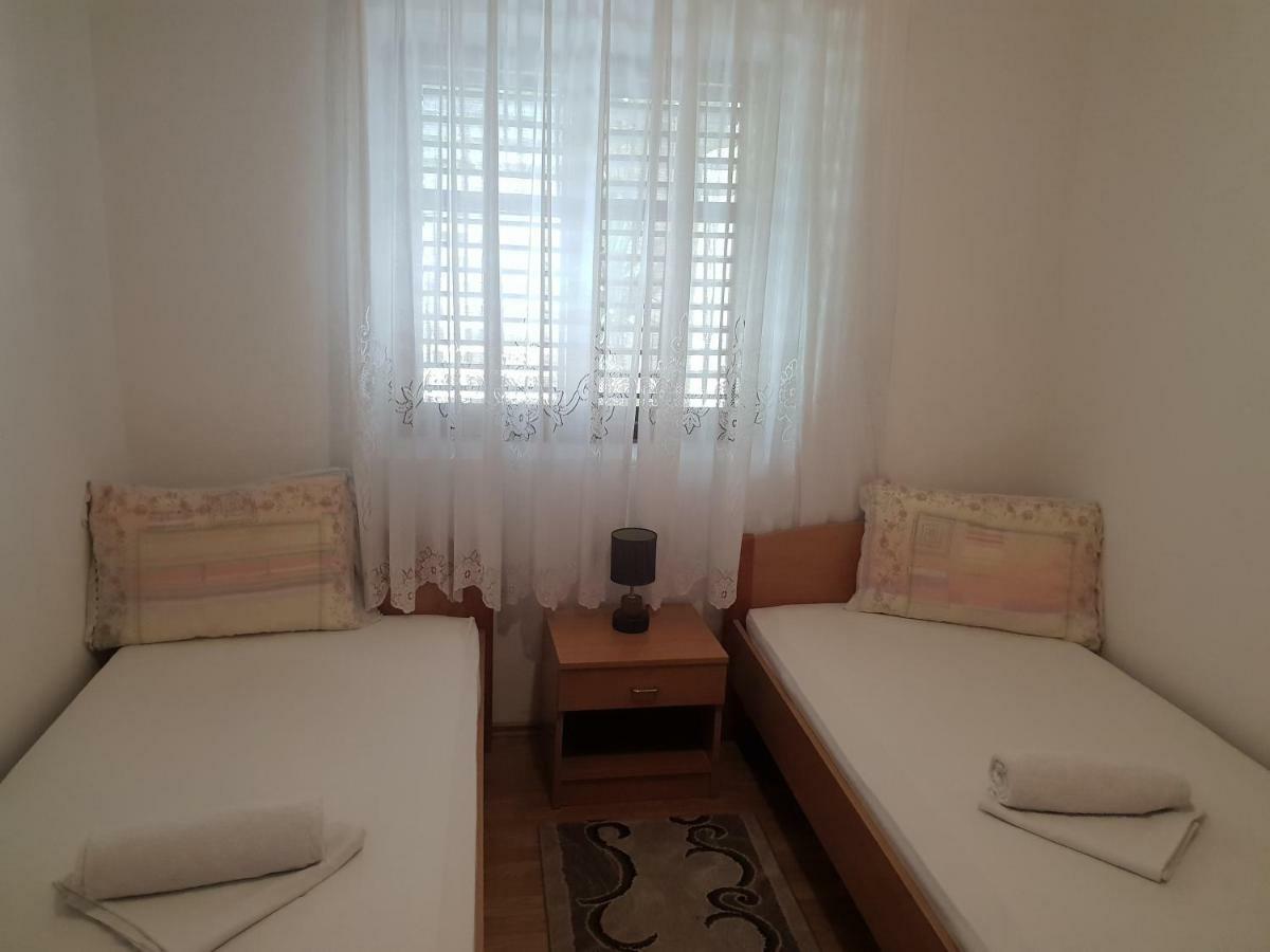 Guest House Alisa Hvar Town Kültér fotó
