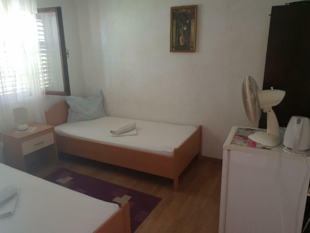 Guest House Alisa Hvar Town Kültér fotó