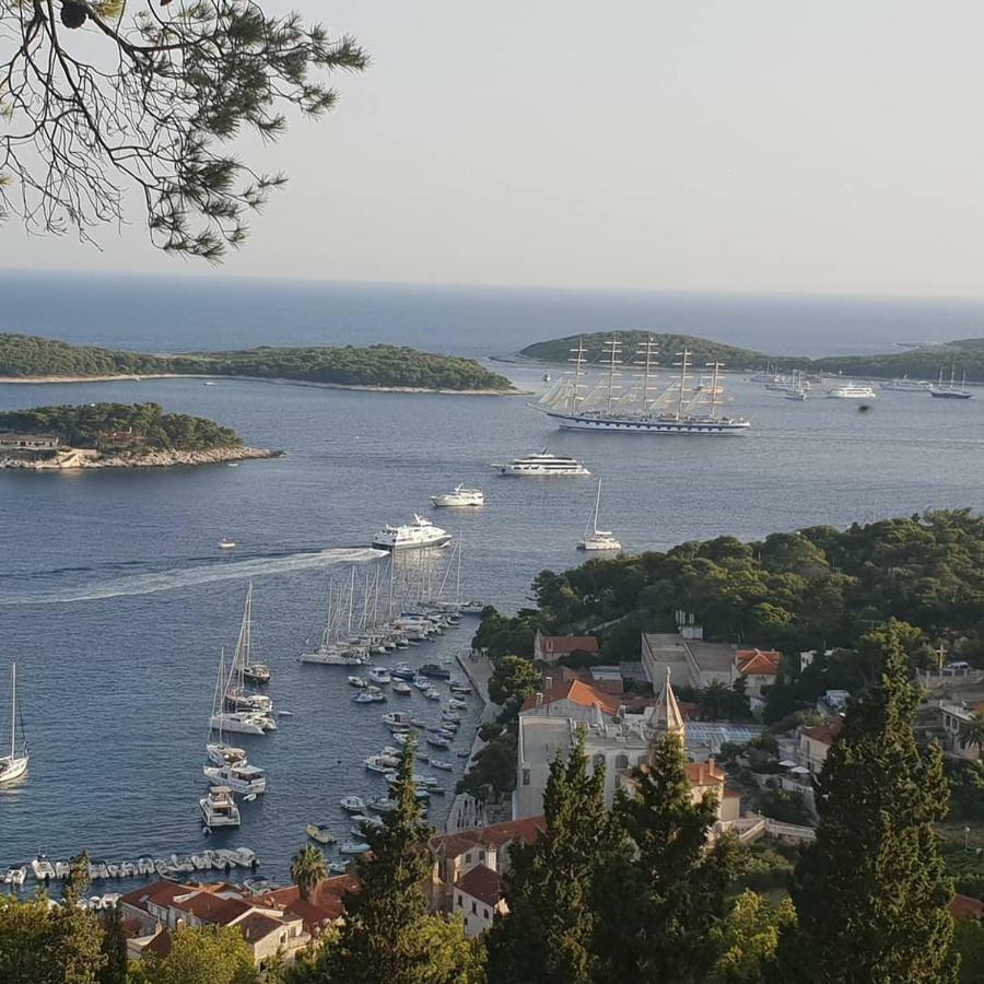 Guest House Alisa Hvar Town Kültér fotó