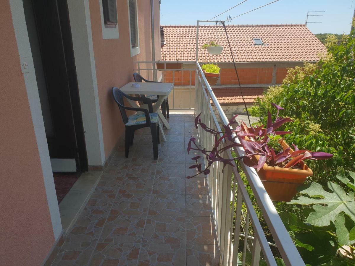 Guest House Alisa Hvar Town Kültér fotó