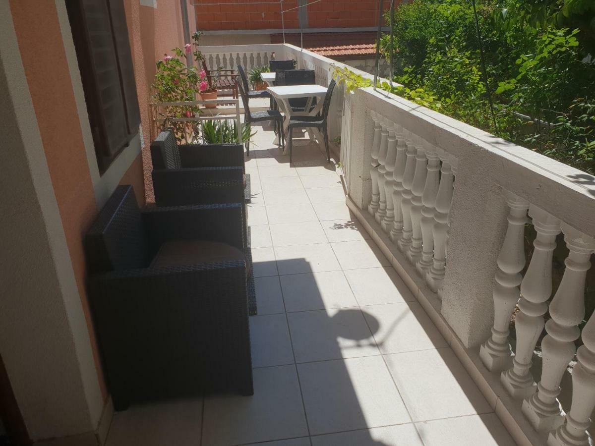 Guest House Alisa Hvar Town Kültér fotó