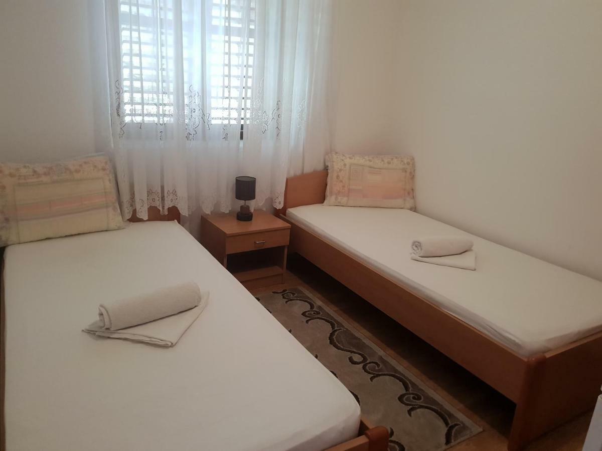 Guest House Alisa Hvar Town Kültér fotó