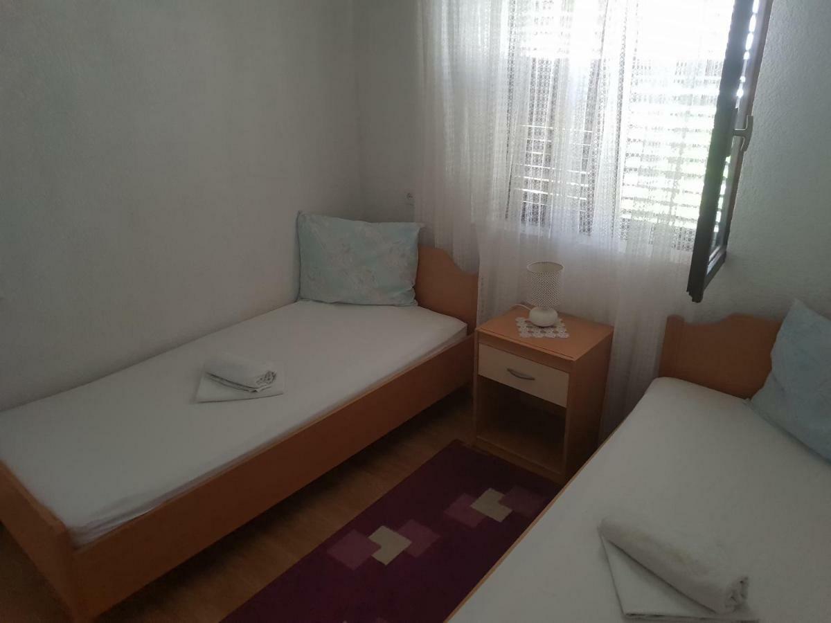 Guest House Alisa Hvar Town Kültér fotó